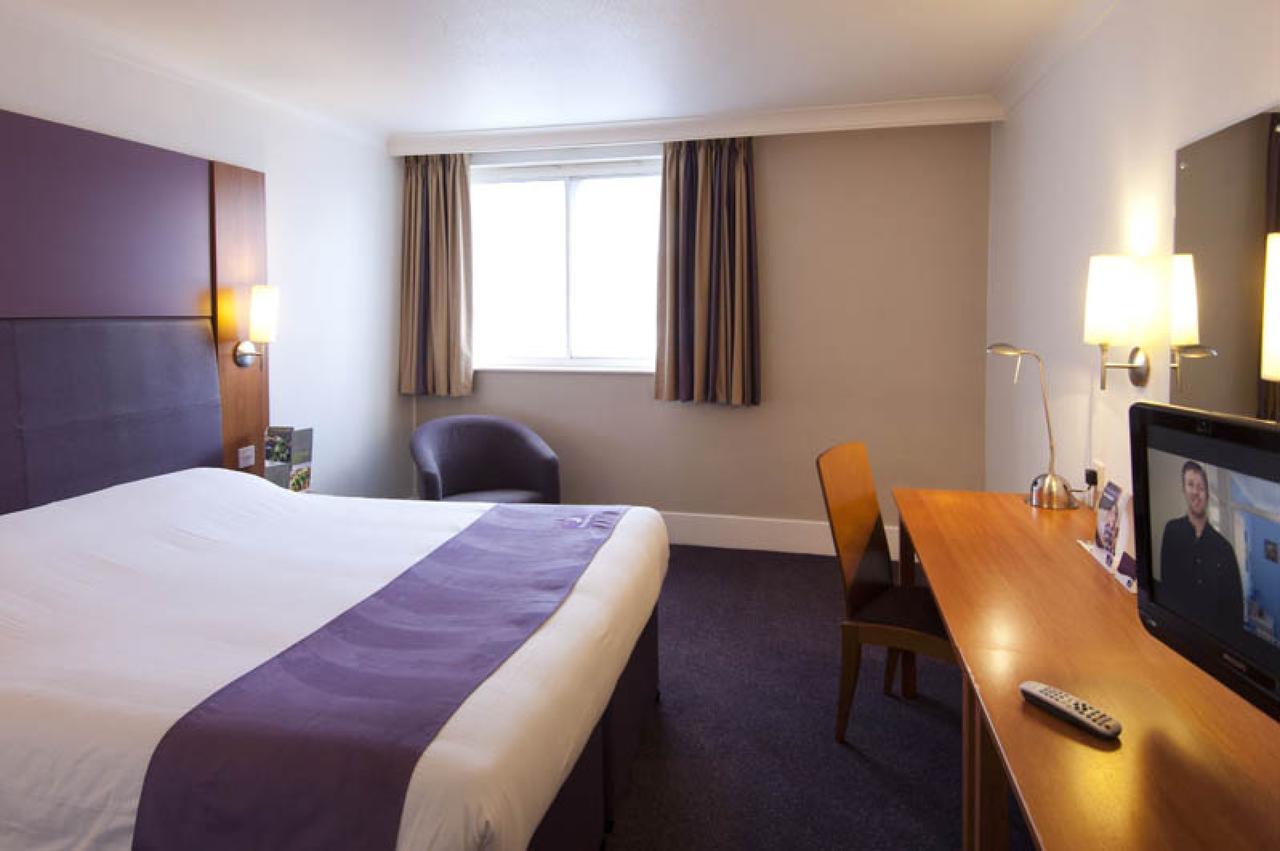Premier Inn London Ilford Zimmer foto
