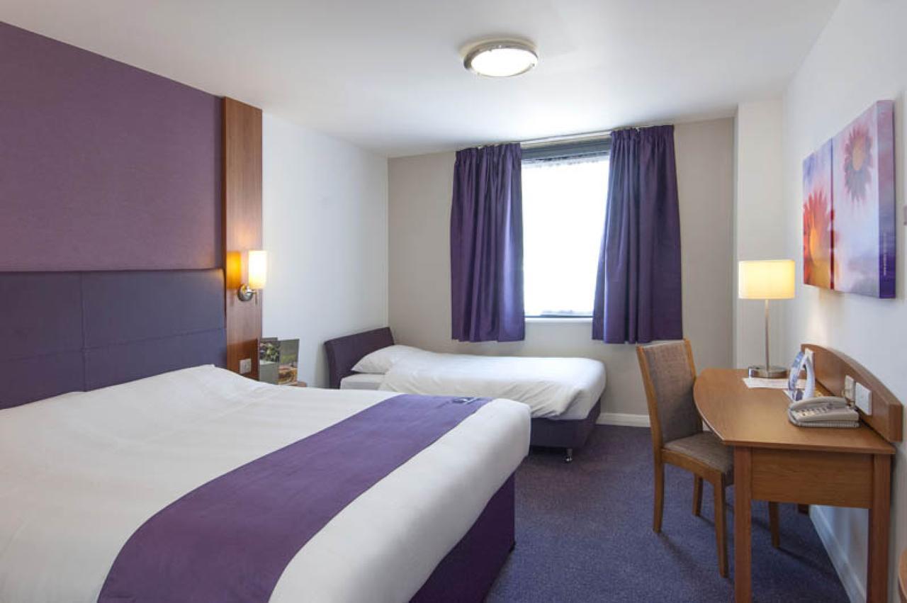 Premier Inn London Ilford Zimmer foto
